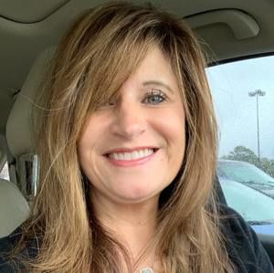 Meet your Posher, Monica